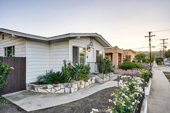 1085 W 23rd Street, San Pedro, California 90731