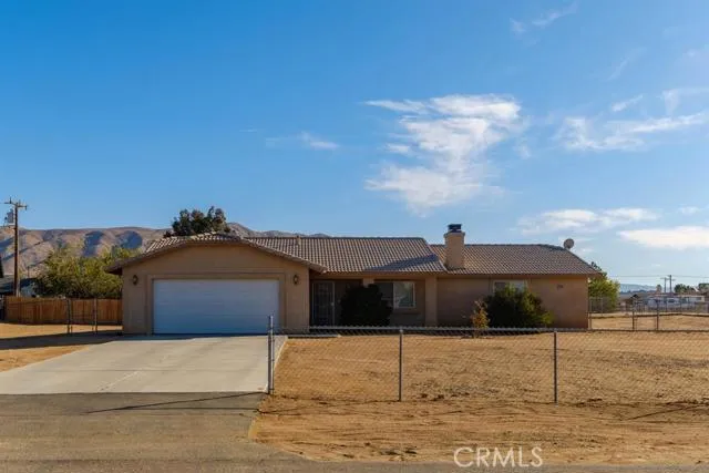 10603 Gila Court, Apple Valley, California 92308
