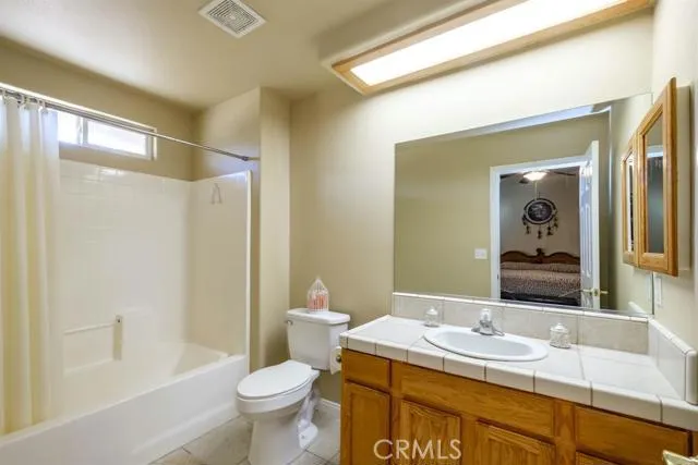 10603 Gila Court, Apple Valley, California 92308