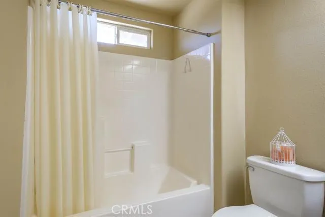 10603 Gila Court, Apple Valley, California 92308