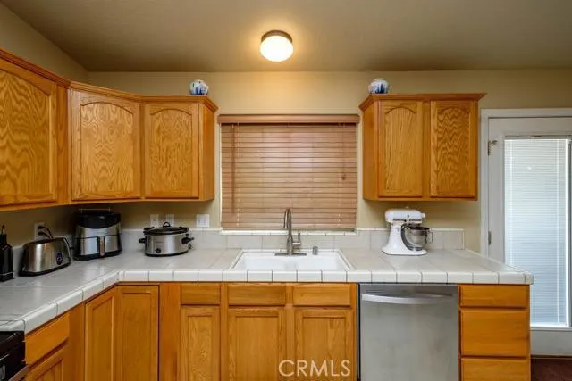 10603 Gila Court, Apple Valley, California 92308