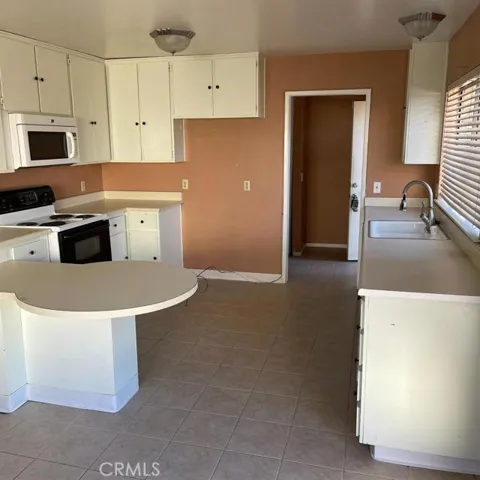 , Victorville, California 92395