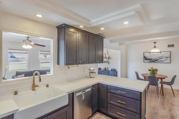 6226 Primrose Drive, La Mesa, California 91942
