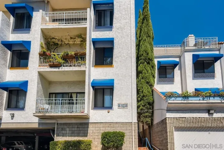 8328 Regents 2j, San Diego, California 92122