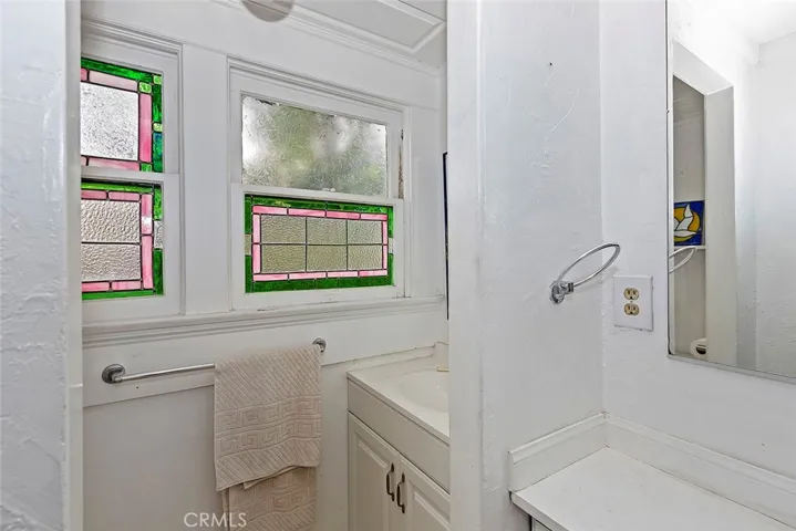 2373 N Indian Hill Boulevard, Claremont, California 91711