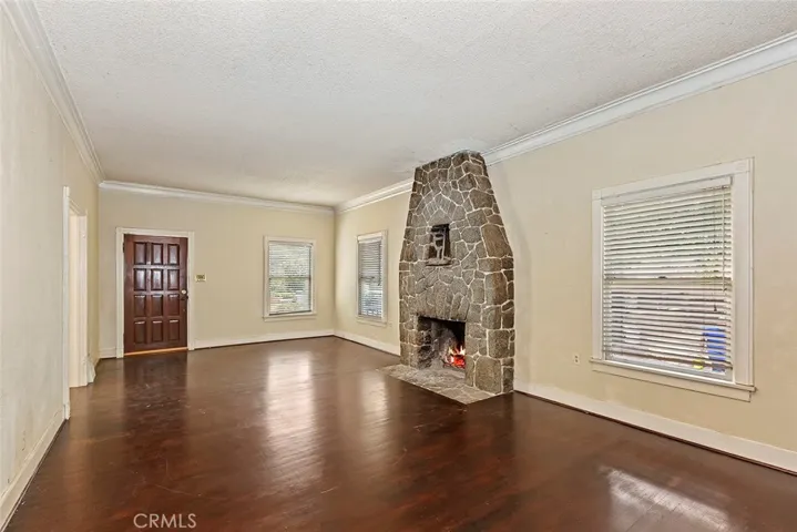 2373 N Indian Hill Boulevard, Claremont, California 91711