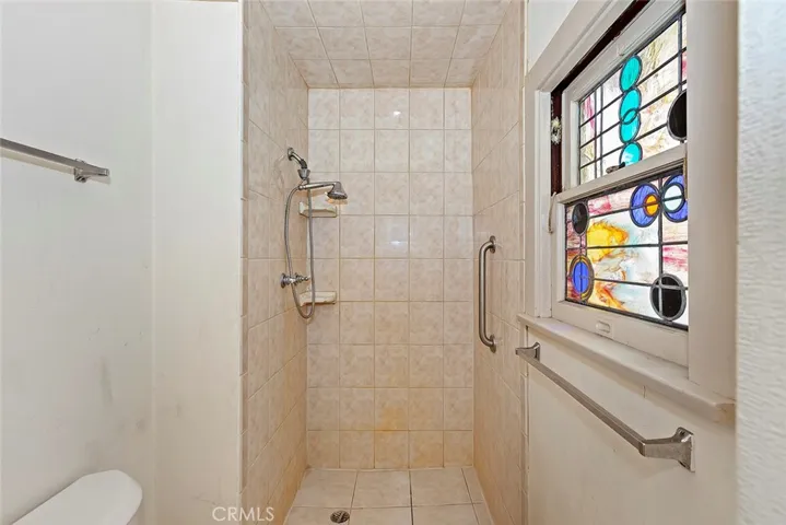 2373 N Indian Hill Boulevard, Claremont, California 91711