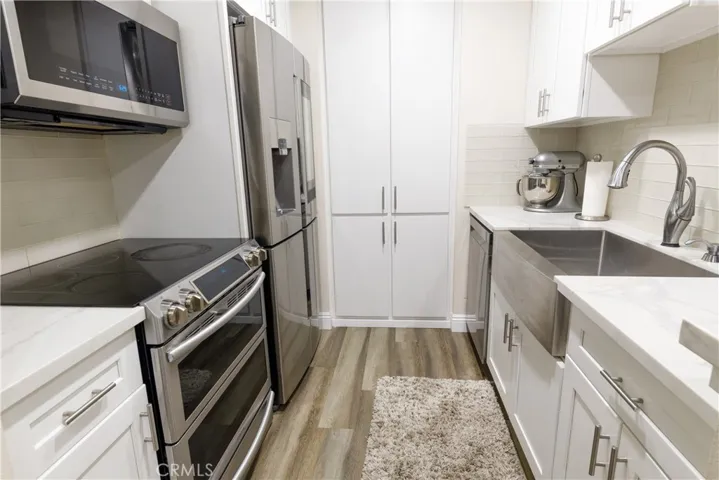 800 Coriander Drive R, Torrance, California 90502