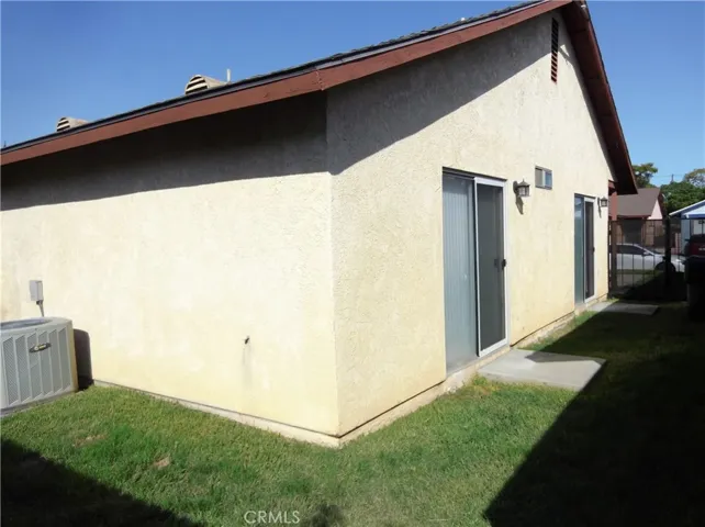 8960 Satinwood Street, Fontana, California 92335