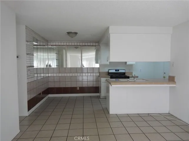 8960 Satinwood Street, Fontana, California 92335