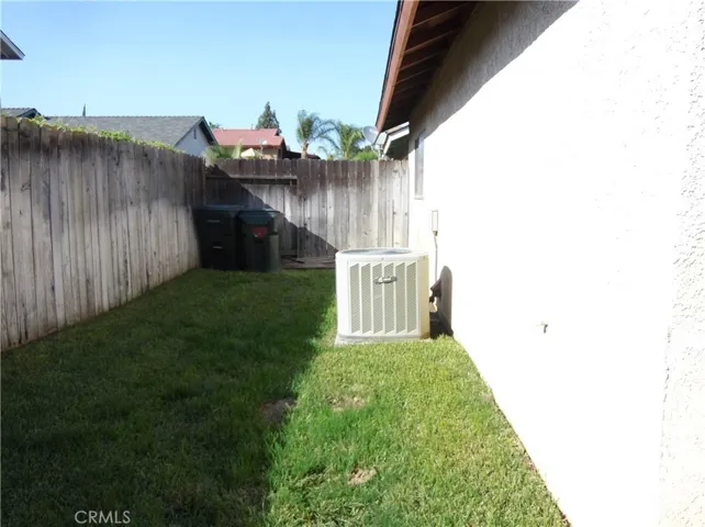 8960 Satinwood Street, Fontana, California 92335