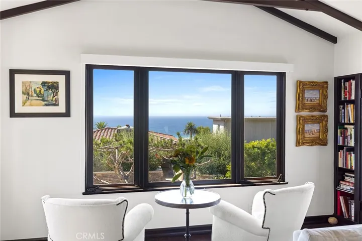 455 Hilledge Drive, Laguna Beach, California 92651