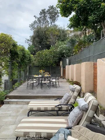 455 Hilledge Drive, Laguna Beach, California 92651