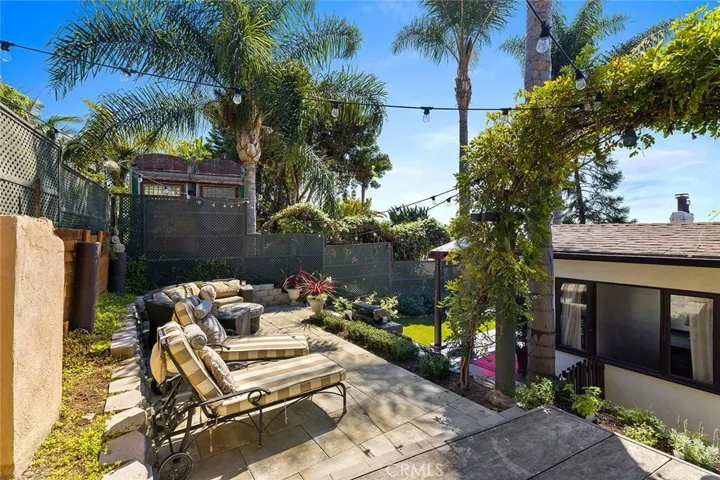 455 Hilledge Drive, Laguna Beach, California 92651