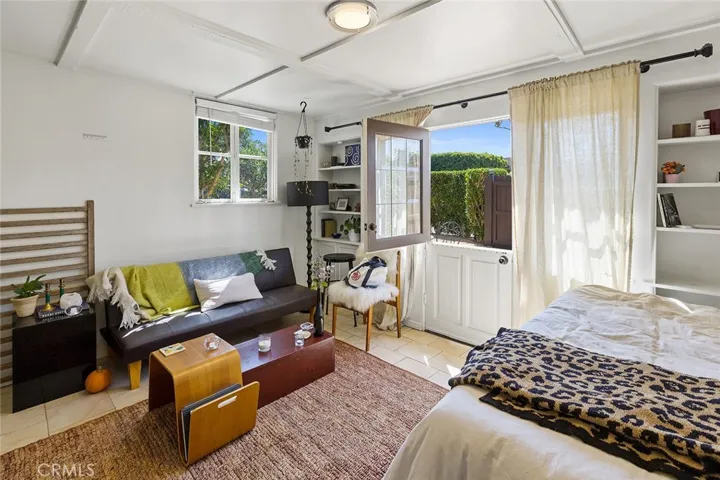 455 Hilledge Drive, Laguna Beach, California 92651