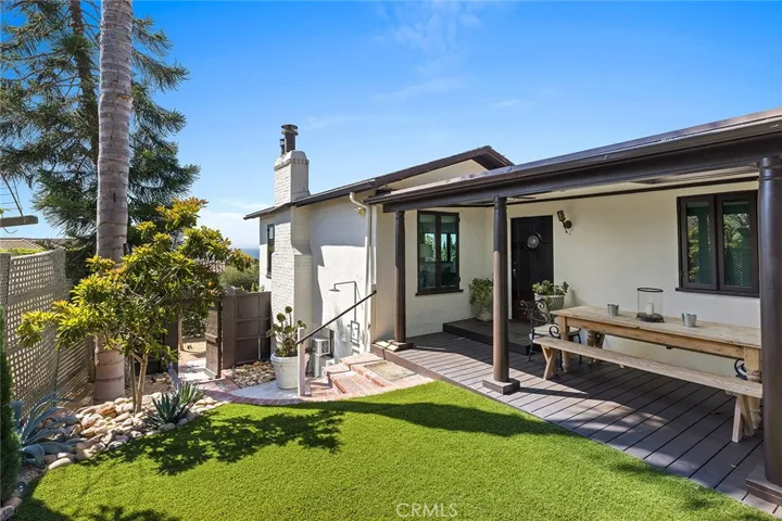 455 Hilledge Drive, Laguna Beach, California 92651