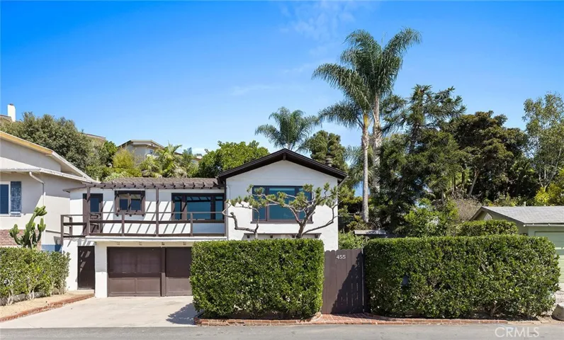 455 Hilledge Drive, Laguna Beach, California 92651