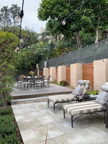 455 Hilledge Drive, Laguna Beach, California 92651