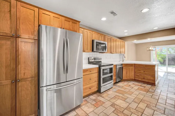 2985 Lexington Cir, Carlsbad, California 92010