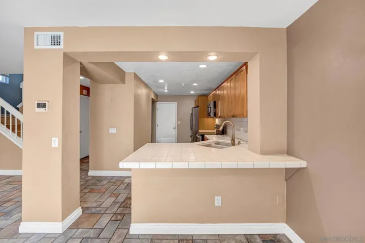 2985 Lexington Cir, Carlsbad, California 92010