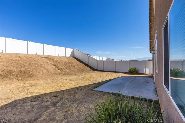 696 Victorian Hill Drive, Perris, California 92570