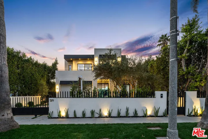 519 N Laurel Avenue, Los Angeles, California 90048