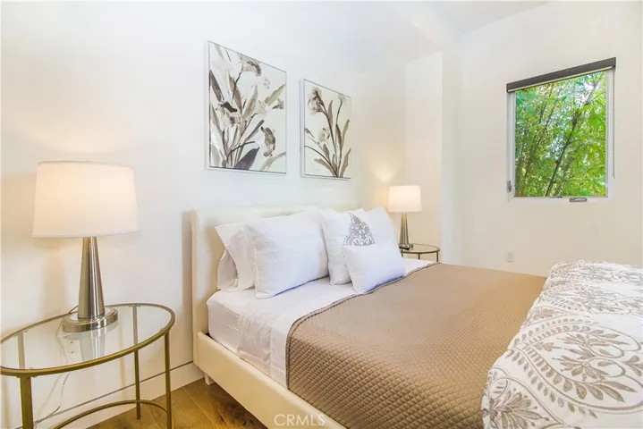 14818 Huston Street, Sherman Oaks, California 91403