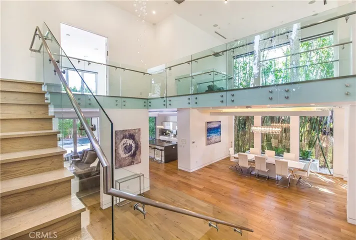 14818 Huston Street, Sherman Oaks, California 91403