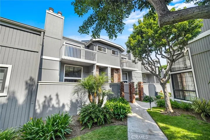 4490 Shorebird Drive 13, Huntington Beach, California 92649