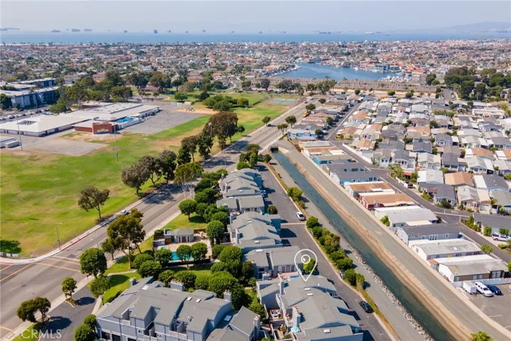 4490 Shorebird Drive 13, Huntington Beach, California 92649