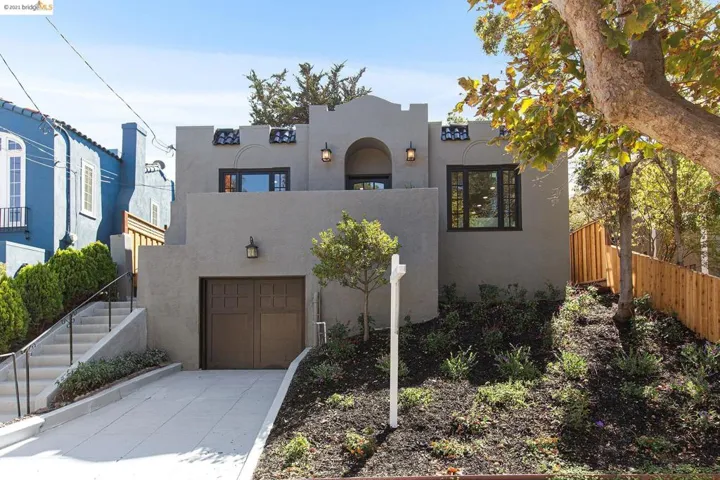 877 Alma Pl, Oakland, California 94610
