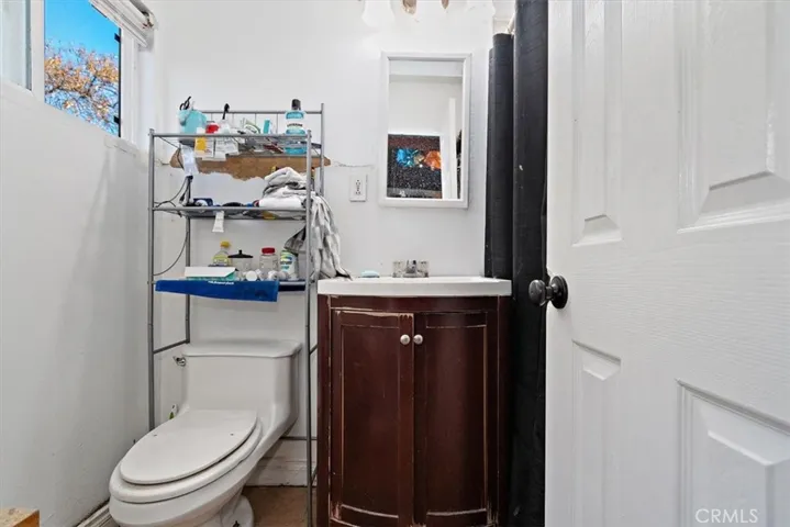 2411 Merrywood Street, Pomona, California 91767