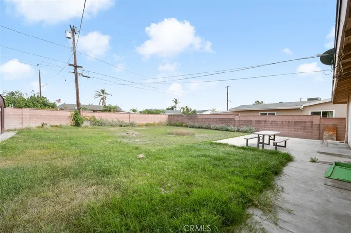 Expansive Back Yard (looking SE); enough room for a potential ADU