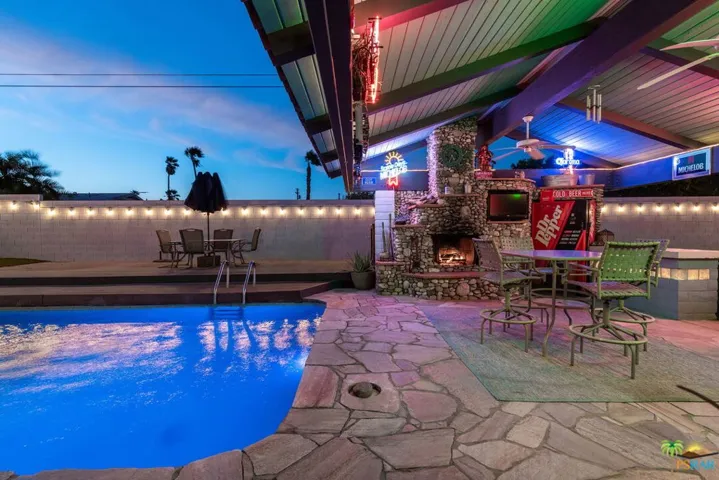 410 E Lindsey Drive, Palm Springs, California 92262