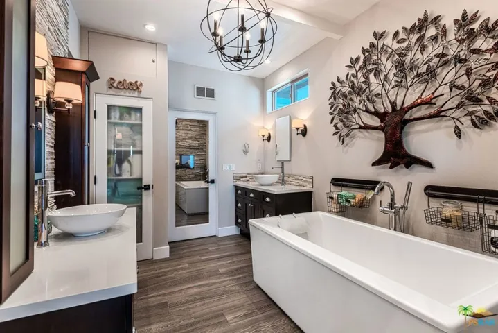 410 E Lindsey Drive, Palm Springs, California 92262