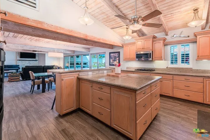 410 E Lindsey Drive, Palm Springs, California 92262