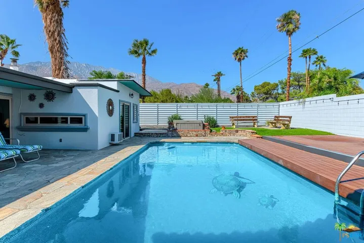 410 E Lindsey Drive, Palm Springs, California 92262