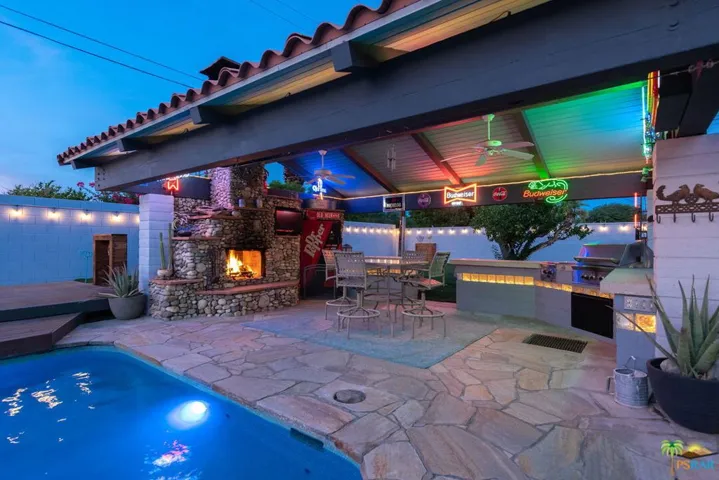 410 E Lindsey Drive, Palm Springs, California 92262