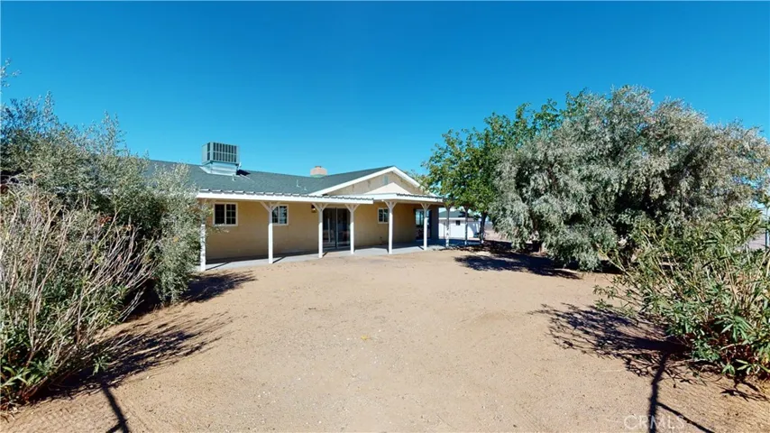 3166 Paradise View Road, Yucca Valley, California 92284