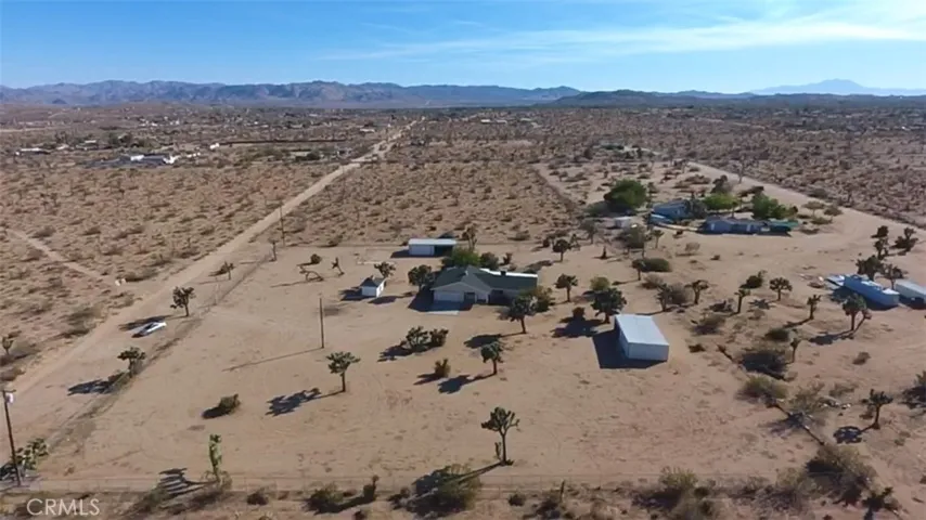3166 Paradise View Road, Yucca Valley, California 92284