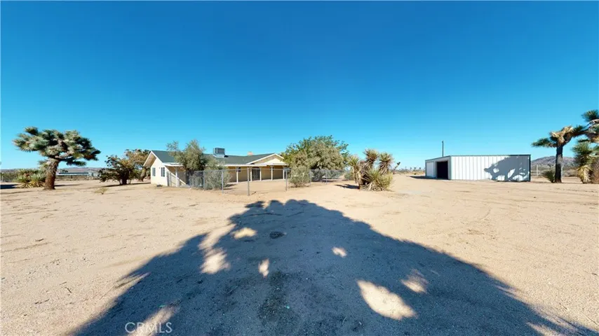 3166 Paradise View Road, Yucca Valley, California 92284