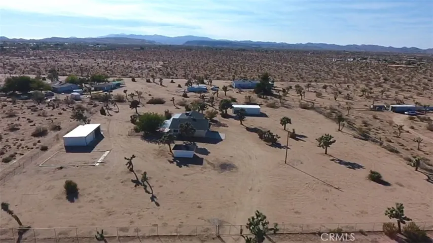 3166 Paradise View Road, Yucca Valley, California 92284