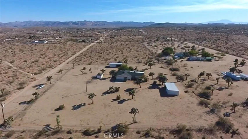 3166 Paradise View Road, Yucca Valley, California 92284