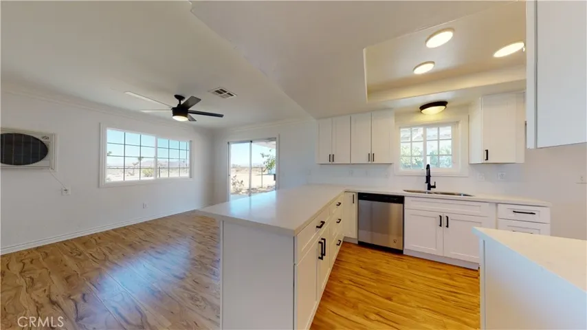 3166 Paradise View Road, Yucca Valley, California 92284