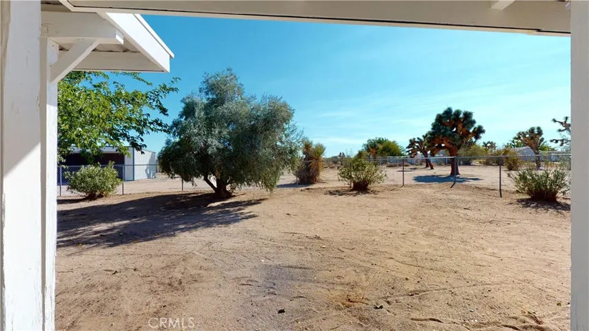 3166 Paradise View Road, Yucca Valley, California 92284