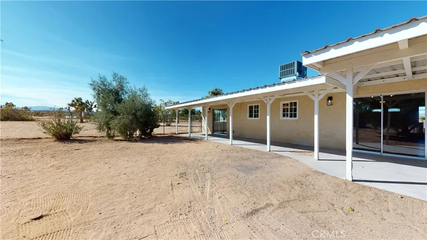 3166 Paradise View Road, Yucca Valley, California 92284