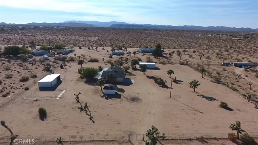3166 Paradise View Road, Yucca Valley, California 92284