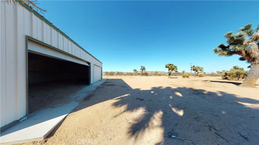 3166 Paradise View Road, Yucca Valley, California 92284