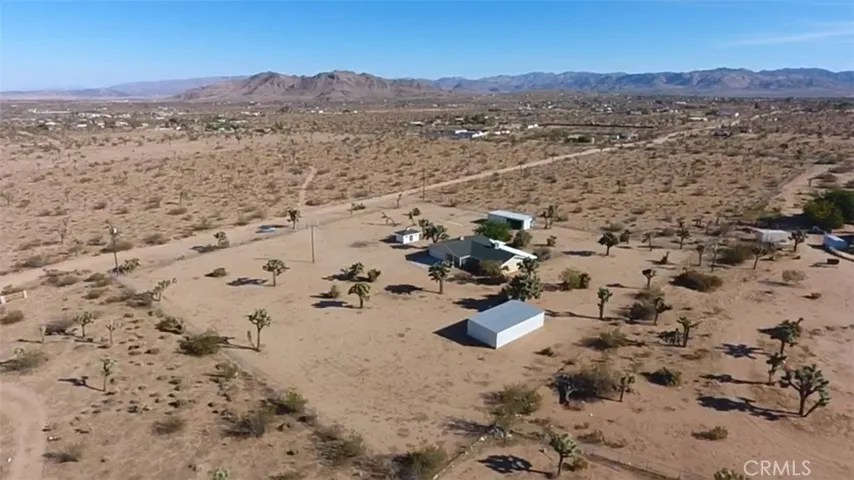 3166 Paradise View Road, Yucca Valley, California 92284