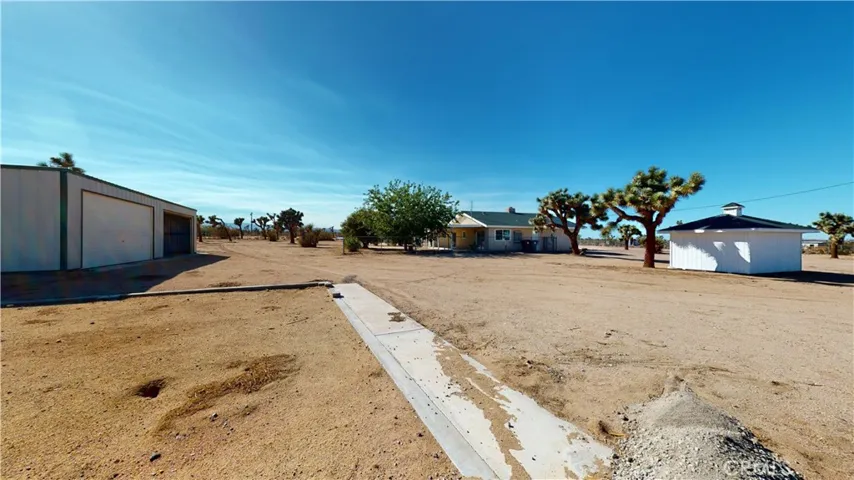 3166 Paradise View Road, Yucca Valley, California 92284